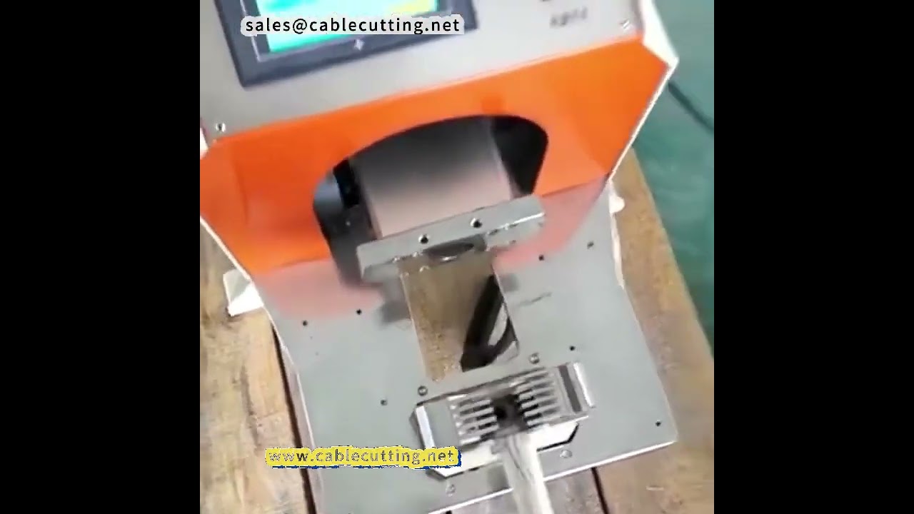 Coaxial cable stripping machine Multi strand sheathed wire spinning machine