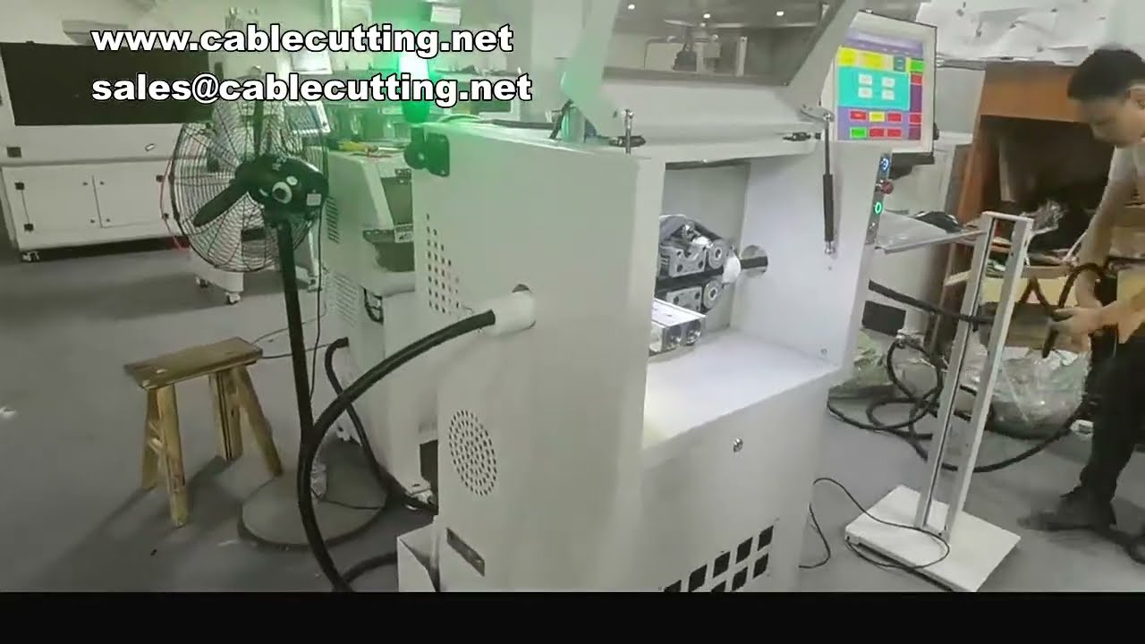 Automatic Oil Pump Bellows Shrink Pipe Cutting Machine for Plastic Crest and Instrument Pipes